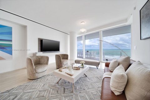 Copropriété à louer à Surfside, Floride: 3 chambres, 204.48 m2 № 1854963 - photo 7