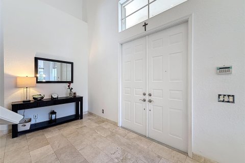 House in Weston, Florida 5 bedrooms, 369.66 sq.m. № 2185519 - photo 11
