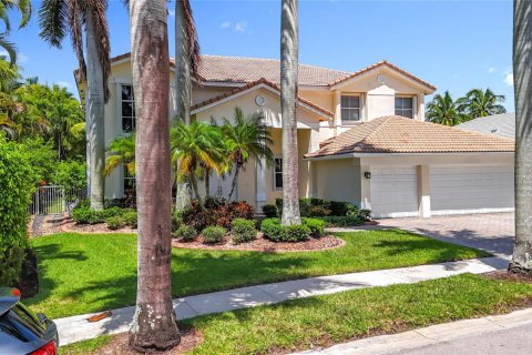 House in Weston, Florida 5 bedrooms, 369.66 sq.m. № 2185519 - photo 3