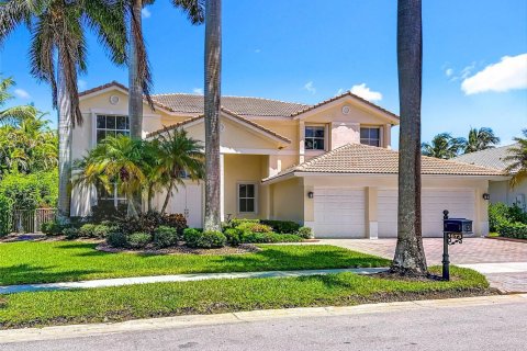 House in Weston, Florida 5 bedrooms, 369.66 sq.m. № 2185519 - photo 6