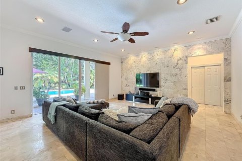 House in Weston, Florida 5 bedrooms, 369.66 sq.m. № 2185519 - photo 30