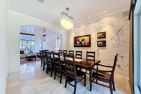 House in Weston, Florida 5 bedrooms, 369.66 sq.m. № 2185519 - photo 16