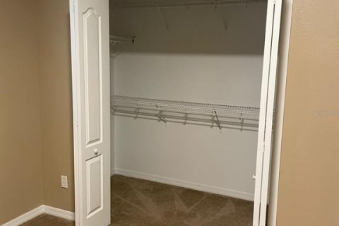 Condo in Orlando, Florida, 2 bedrooms  № 2391445 - photo 20
