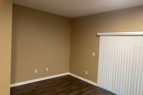 Condo in Orlando, Florida, 2 bedrooms  № 2391445 - photo 14