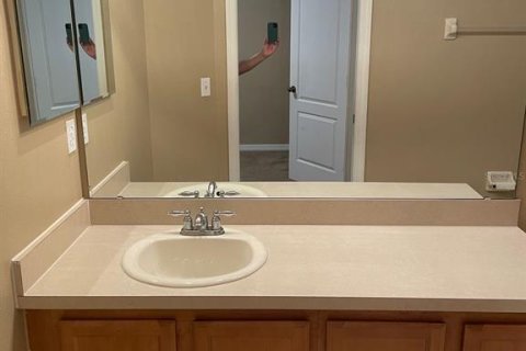 Condo in Orlando, Florida, 2 bedrooms  № 2391445 - photo 23