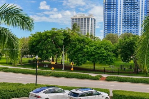 Copropriété à vendre à Hollywood, Floride: 2 chambres, 96.25 m2 № 1950462 - photo 28