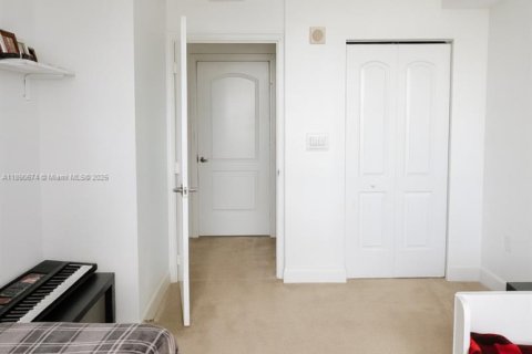 Copropriété à vendre à Hollywood, Floride: 2 chambres, 96.25 m2 № 1950462 - photo 7