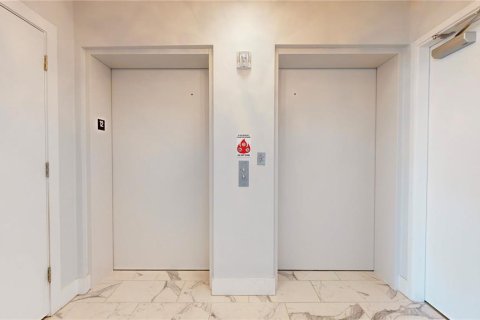 Снять в аренду кондоминиум в Сент-Питерсберг, Флорида 5 комнат, 198.44м2, № 1901605 - фото 6