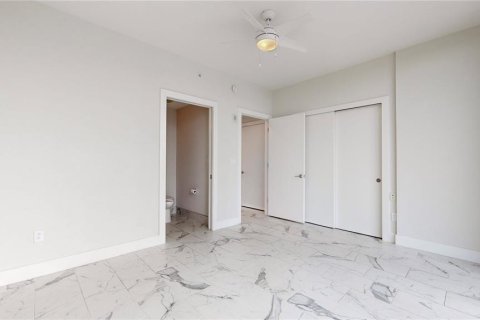 Снять в аренду кондоминиум в Сент-Питерсберг, Флорида 5 комнат, 198.44м2, № 1901605 - фото 29