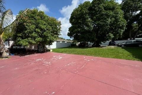 Villa ou maison à vendre à Miami, Floride: 2 chambres, 161.65 m2 № 2081427 - photo 3