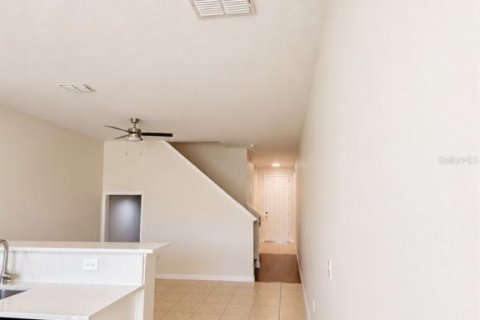 Снять в аренду таунхаус в Киссимми, Флорида 1 комната, 110.27м2, № 2229964 - фото 11