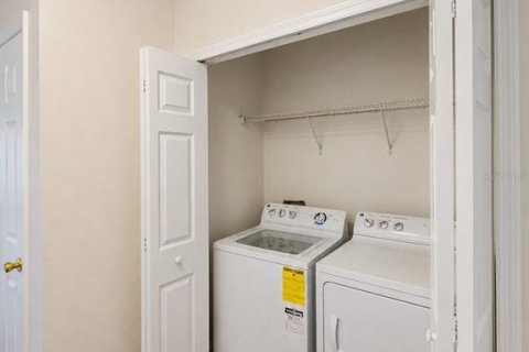 Снять в аренду таунхаус в Киссимми, Флорида 1 комната, 110.27м2, № 2229964 - фото 4