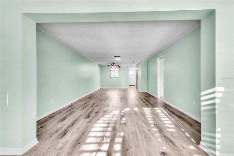 Купить кондоминиум в Клируотер, Флорида 9 комнат, 106.84м2, № 1885413 - фото 8