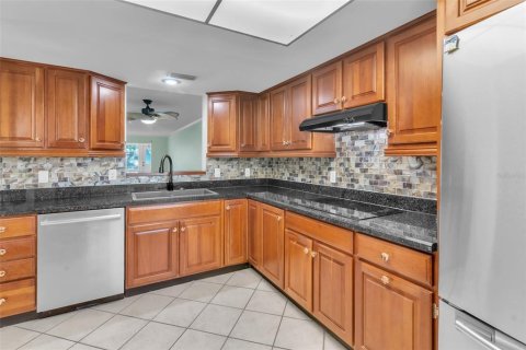 Купить кондоминиум в Клируотер, Флорида 9 комнат, 106.84м2, № 1885413 - фото 10