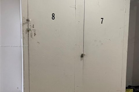 Condominio en venta en Hollywood, Florida, 1 dormitorio, 86.77 m2 № 1849152 - foto 16