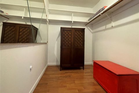 Condominio en venta en Hollywood, Florida, 1 dormitorio, 86.77 m2 № 1849152 - foto 10