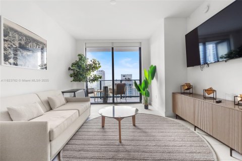Condo in Miami, Florida, 1 bedroom  № 1888841 - photo 7