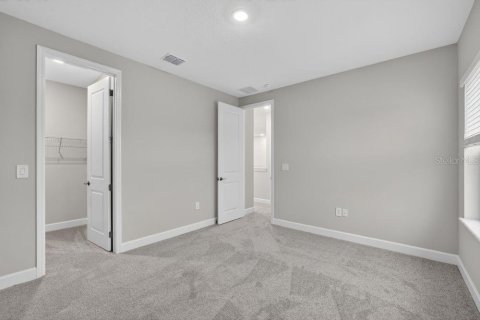 House in Parrish, Florida 5 bedrooms, 296.45 sq.m. № 2209217 - photo 21