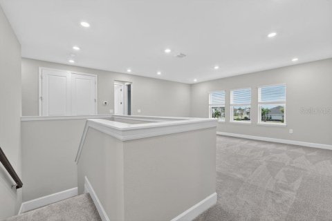 House in Parrish, Florida 5 bedrooms, 296.45 sq.m. № 2209217 - photo 29