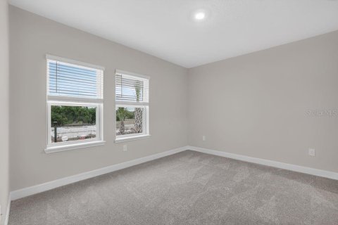 House in Parrish, Florida 5 bedrooms, 296.45 sq.m. № 2209217 - photo 18