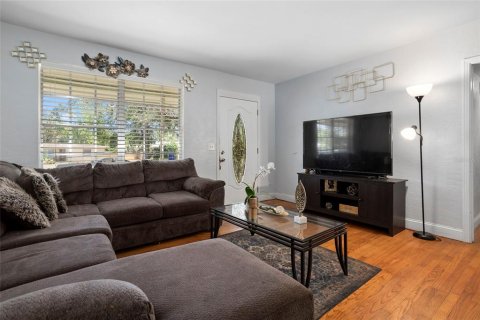 Villa ou maison à vendre à Daytona Beach, Floride: 3 chambres, 121.33 m2 № 1685266 - photo 6