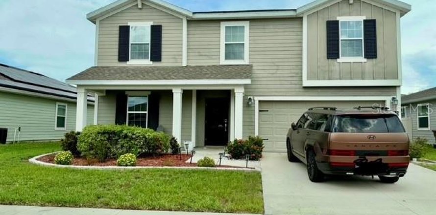 House in Haines City, Florida 5 bedrooms, 276.2 sq.m. № 1905731