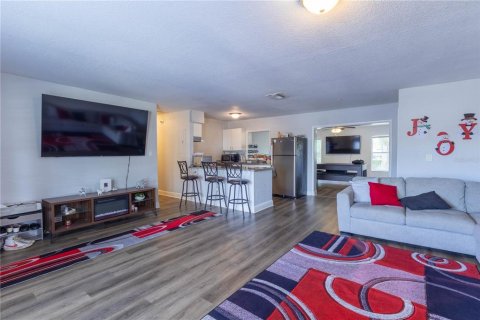 House in Ocoee, Florida 3 bedrooms, 154.22 sq.m. № 2403641 - photo 3