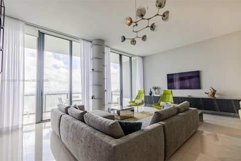 Condo in Miami, Florida, 3 bedrooms № 1865017 - photo 6