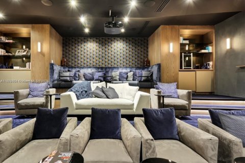 Condo in Miami, Florida, 3 bedrooms № 1865017 - photo 17