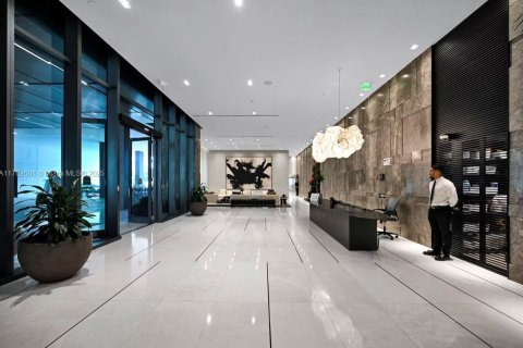 Condo in Miami, Florida, 3 bedrooms № 1865017 - photo 15