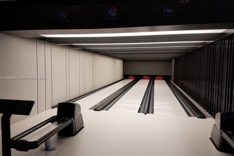 Condo in Miami, Florida, 3 bedrooms № 1865017 - photo 18