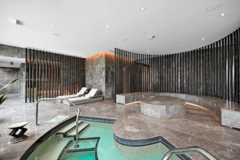 Condo in Miami, Florida, 3 bedrooms № 1865017 - photo 20