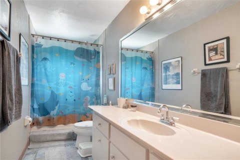 House in Windermere, Florida 4 bedrooms, 239.87 sq.m. № 1826283 - photo 28