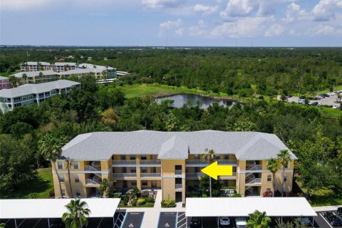 Condo in Punta Gorda, Florida, 2 bedrooms  № 1844423 - photo 1
