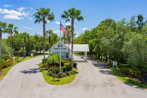 Condo in Punta Gorda, Florida, 2 bedrooms  № 1844423 - photo 27