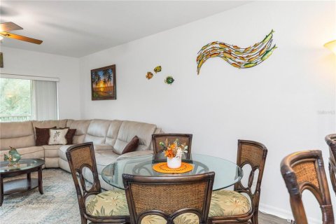 Condo in Punta Gorda, Florida, 2 bedrooms  № 1844423 - photo 10