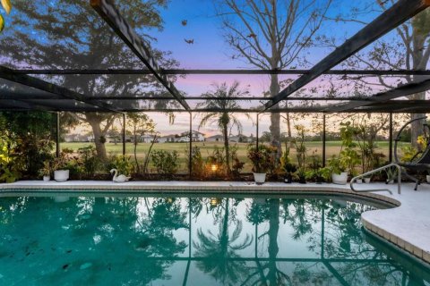Villa ou maison à vendre à Sarasota, Floride: 3 chambres, 210.24 m2 № 2148176 - photo 14