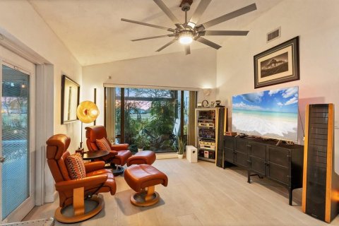 Villa ou maison à vendre à Sarasota, Floride: 3 chambres, 210.24 m2 № 2148176 - photo 8