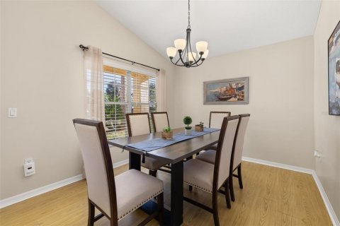 House in Kissimmee, Florida 4 bedrooms, 165.18 sq.m. № 2092092 - photo 14