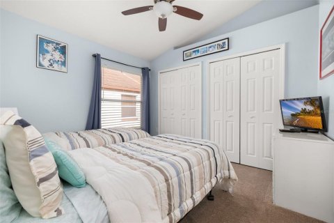 House in Kissimmee, Florida 4 bedrooms, 165.18 sq.m. № 2092092 - photo 28
