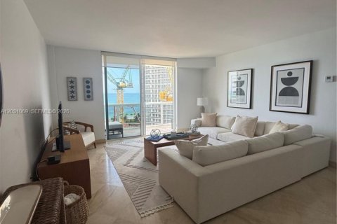 Copropriété à louer à Bal Harbour, Floride: 2 chambres, 98.1 m2 № 2085620 - photo 12