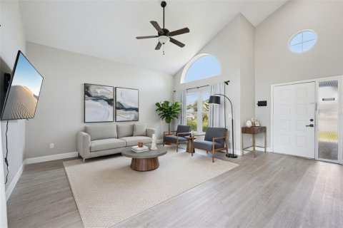 Villa ou maison à vendre à Orlando, Floride: 4 chambres, 165.46 m2 № 2148468 - photo 3