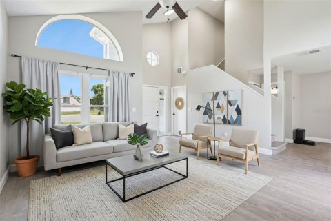 Villa ou maison à vendre à Orlando, Floride: 4 chambres, 165.46 m2 № 2148468 - photo 4