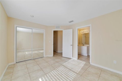 Condominio en venta en Kissimmee, Florida, 4 dormitorios, 171.87 m2 № 2237518 - foto 17