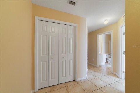 Condominio en venta en Kissimmee, Florida, 4 dormitorios, 171.87 m2 № 2237518 - foto 19