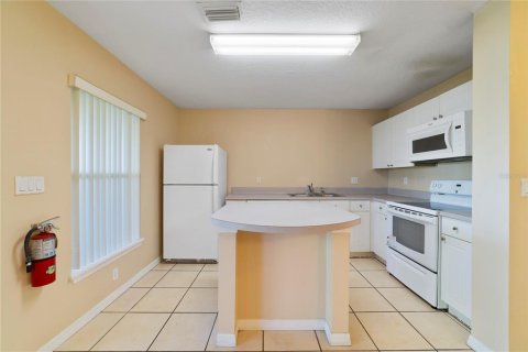Condominio en venta en Kissimmee, Florida, 4 dormitorios, 171.87 m2 № 2237518 - foto 6