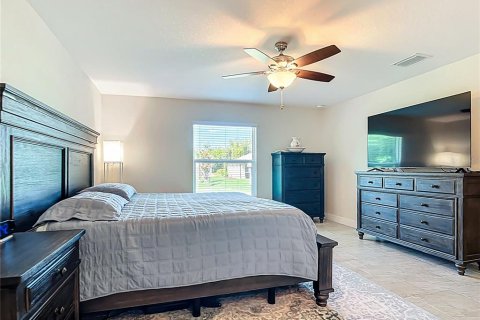 House in North Port, Florida 3 bedrooms, 132.57 sq.m. № 1827661 - photo 16