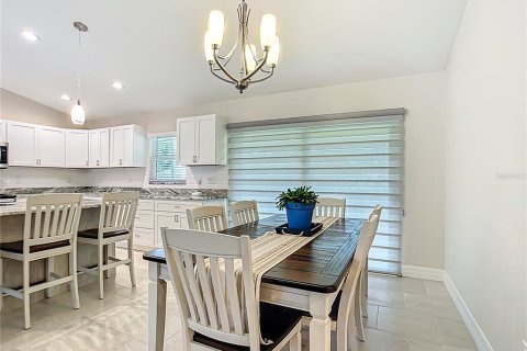 House in North Port, Florida 3 bedrooms, 132.57 sq.m. № 1827661 - photo 13