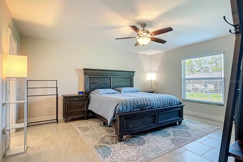 House in North Port, Florida 3 bedrooms, 132.57 sq.m. № 1827661 - photo 15