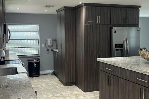 Villa ou maison à vendre à Homestead, Floride: 3 chambres, 159.05 m2 № 2068255 - photo 19